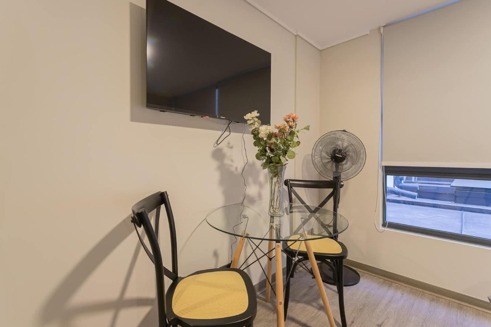 Explore The From Our Apartamento Santiago